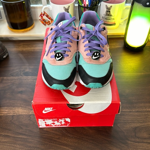 Nike Shoes - Nike Air Max 1 Special Edition Have a Nike Day